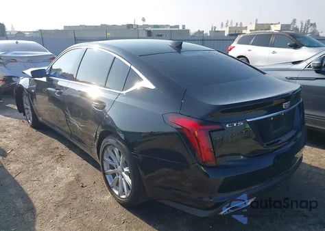 2024 Cadillac Ct5 Luxury z USA, uszkodzony, nr VIN 1G6DM5RKXR0115597